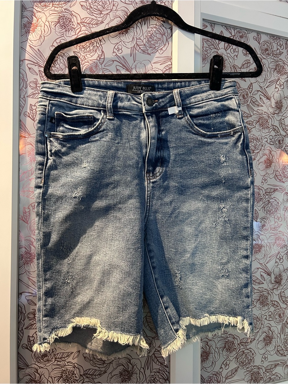Judy Blue Medium Wash Distressed Frayed Hem Denim Shorts